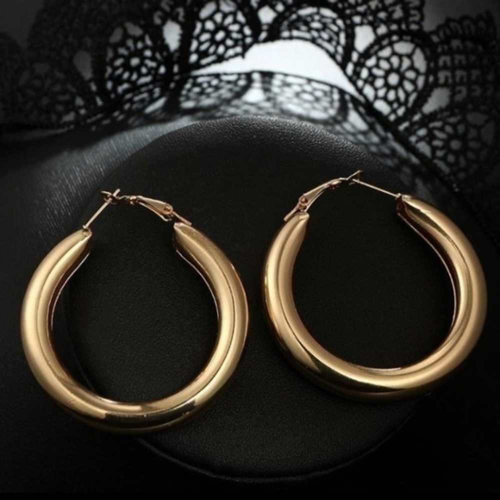 Brand New 18k Gold Plated Over 925 Sterling Silver Hoops Hoop Earrings 1.5”